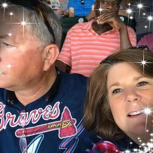 Meet your Posher, Loriebennett